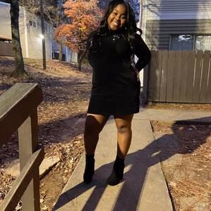 Meet your Posher, Shamia